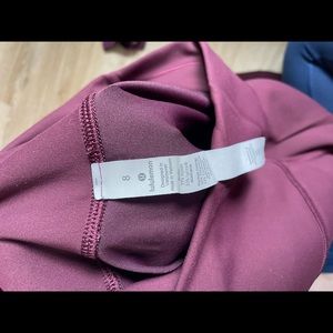 Burgundy cropped leggings